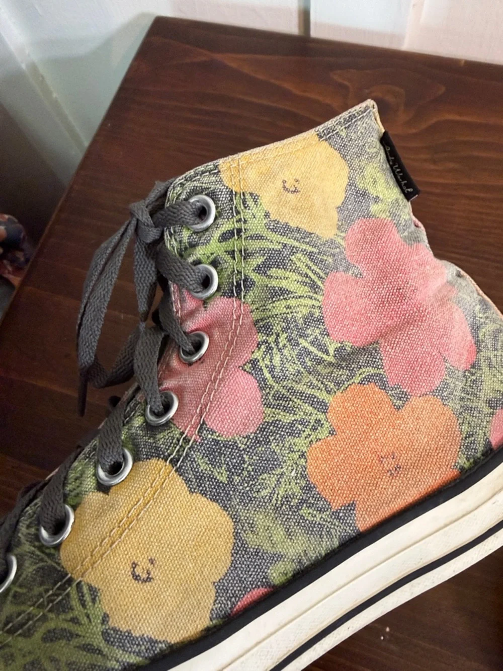 Converse x Andy Warhol Floral High Top Sneakers Mens 10 Women 11.5 Est